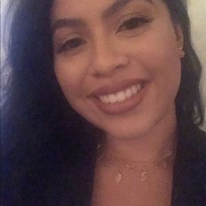 Meet your Posher, Katherine